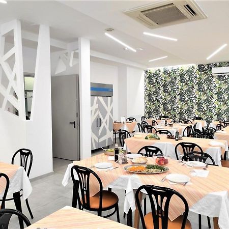 Hotel Madrid Rimini Exterior photo