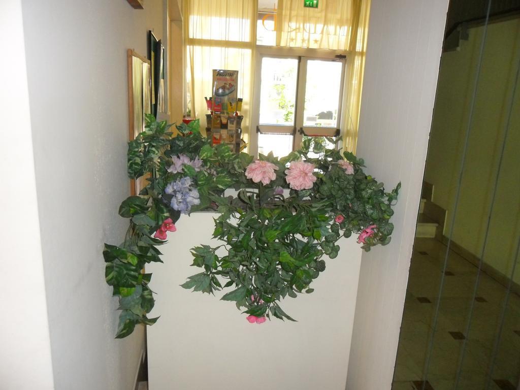 Hotel Madrid Rimini Room photo