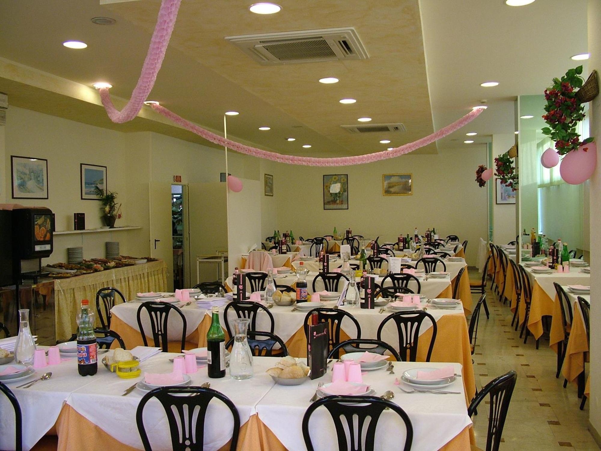 Hotel Madrid Rimini Exterior photo